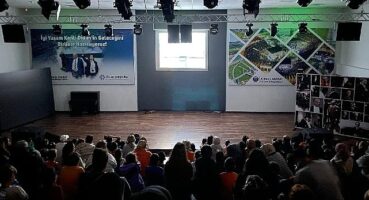 Didim'de çocuklar için sinema günleri devam ediyor